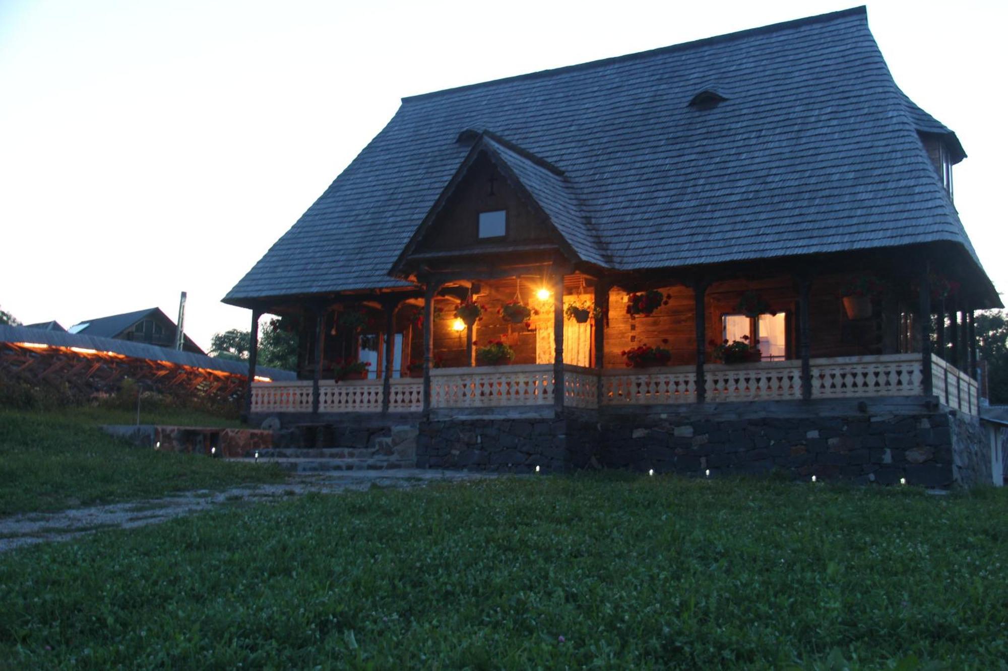 Casa Veche Breb Hotel Екстериор снимка